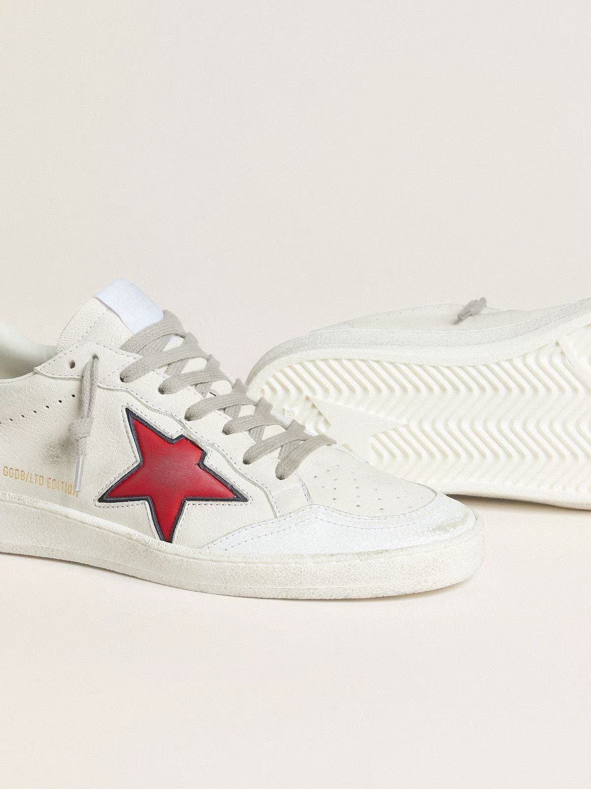 GOLDEN GOOSE BALLSTAR "Red Star"