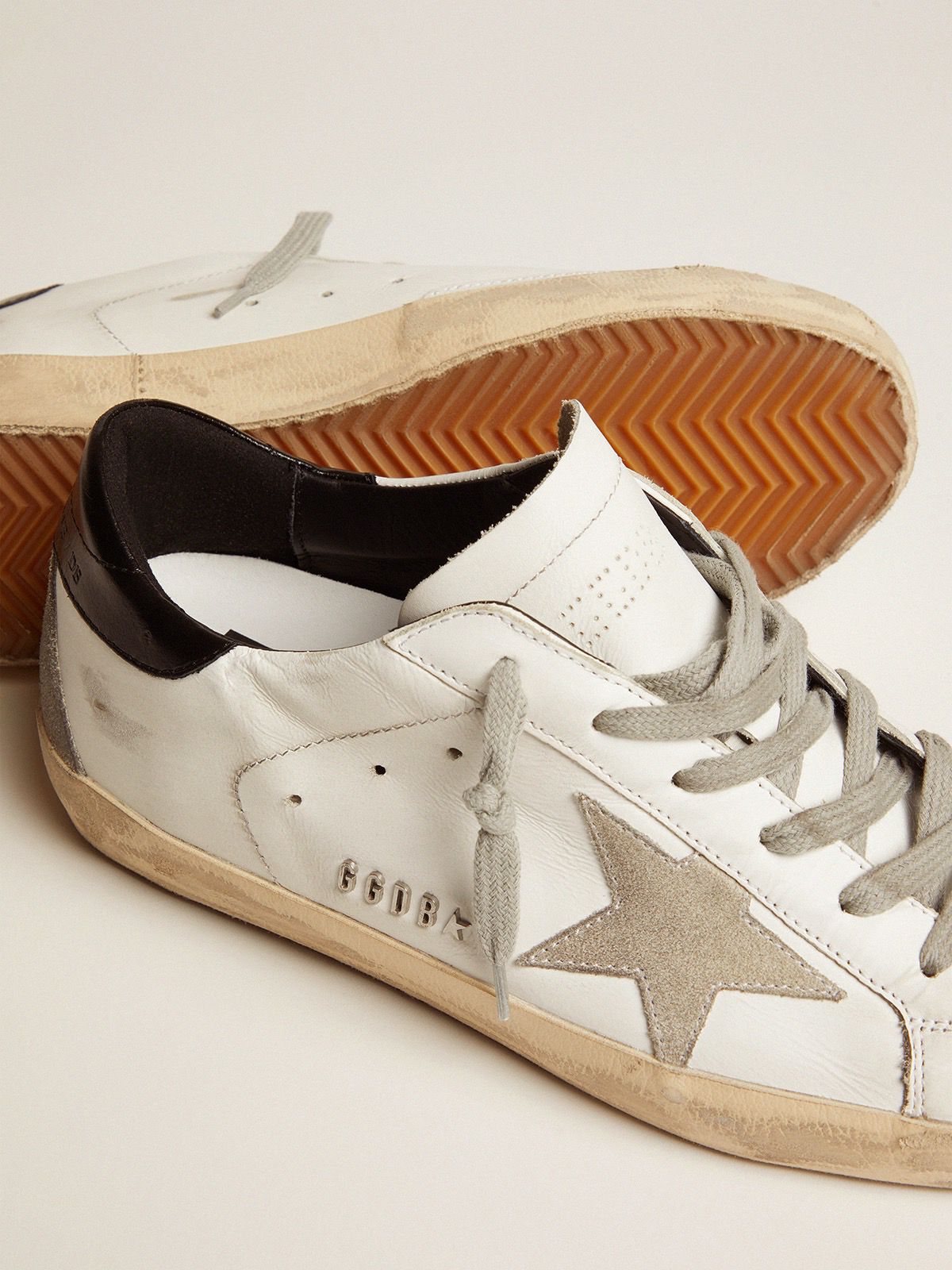 GOLDEN GOOSE SUPERSTAR "Glossy Black Leather"